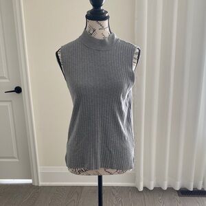 Marled Sleeveless Ribbed Mock Neck Top - Grey